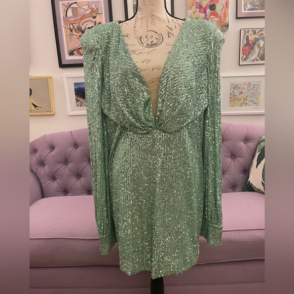 IEENA for Mac Duggal Green Sequin Dress 16 - Picture 2 of 9